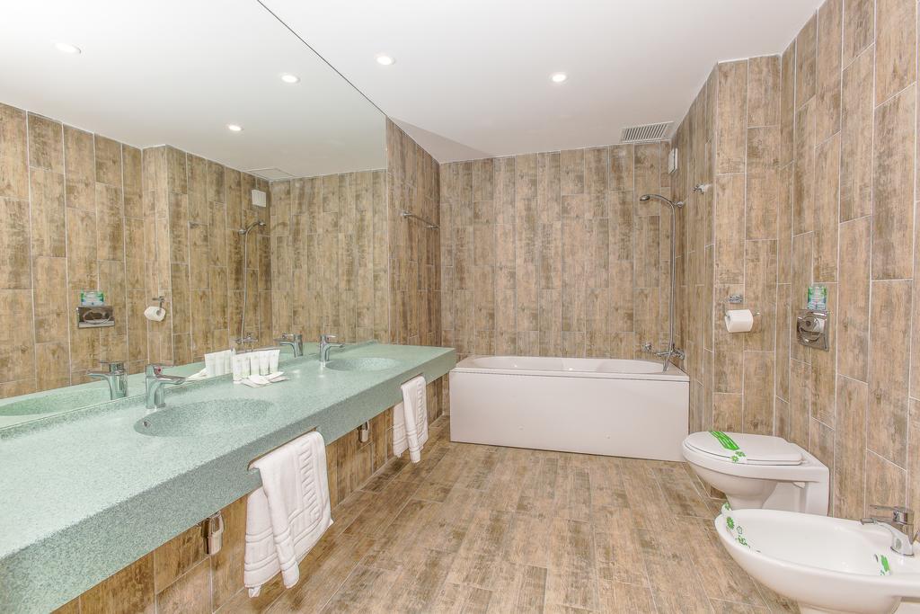 Hotel Riviera Mamaia Oda fotoğraf